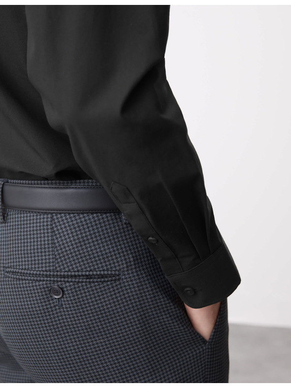 Marks & Spencer Strečová bavlnená košeľa klasického strihu s technológiou 360 Flex™ Marks & Spencer čierna