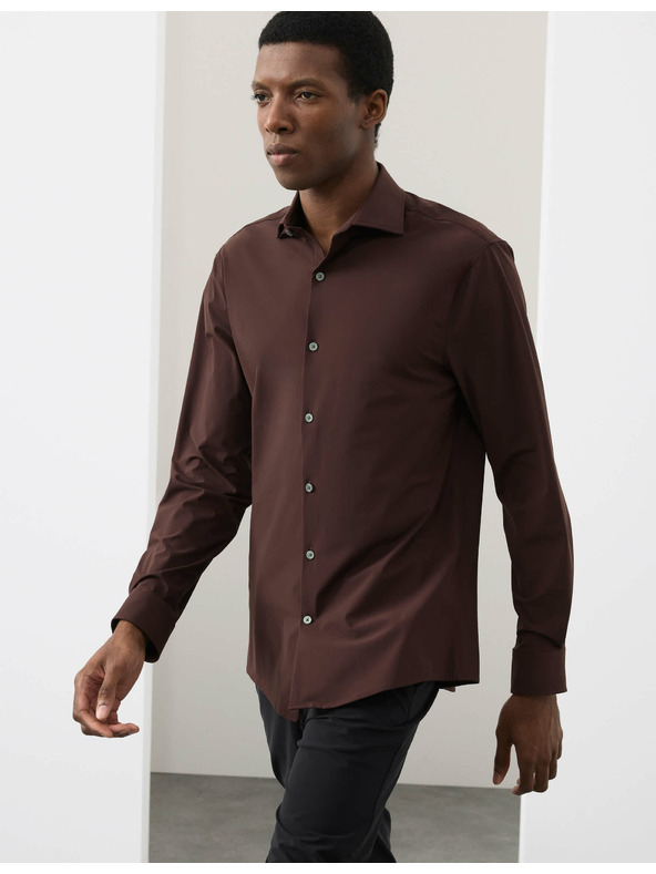 Marks & Spencer Strečová funkčná košeľa projatého strihu Marks & Spencer červená