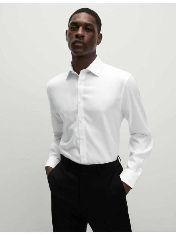 Marks & Spencer Košeľa z bavlny klasického strihu s nežehliaceou úpravou Marks & Spencer biela