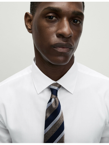 Marks & Spencer Košeľa úzkeho strihu zo zmesi bavlny s nežehliacou úpravou Marks & Spencer biela