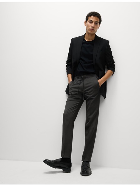 Marks & Spencer Elastické formálne nohavice klasického strihu Marks & Spencer čierna