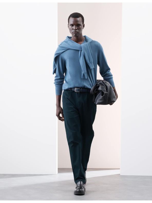 Marks & Spencer Štruktúrované chino nohavice klasického strihu so skladmi Marks & Spencer námorná modrá