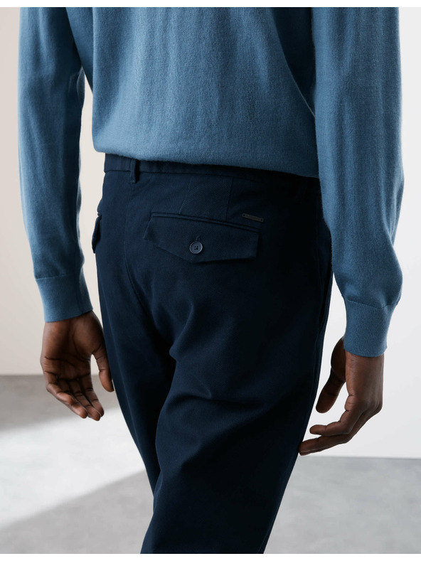 Marks & Spencer Štruktúrované chino nohavice klasického strihu so skladmi Marks & Spencer námorná modrá