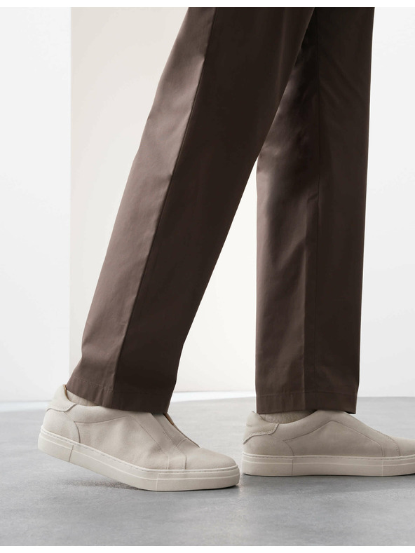 Marks & Spencer Super ľahké chino nohavice, mierne zúžený strih Marks & Spencer hnedá