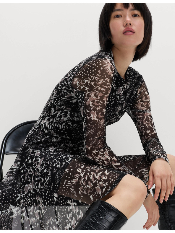 Marks & Spencer Mini šaty s potlačou zo sieťoviny Marks & Spencer čierna