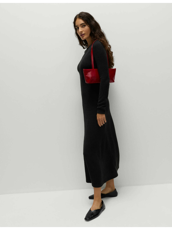 Marks & Spencer Pletené kolové šaty s guľatým výstrihom Marks & Spencer čierna