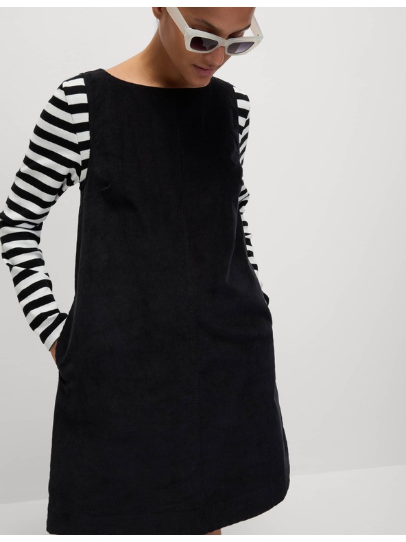 Marks & Spencer Splývavé menčestrové mini šaty z čistej bavlny Marks & Spencer čierna