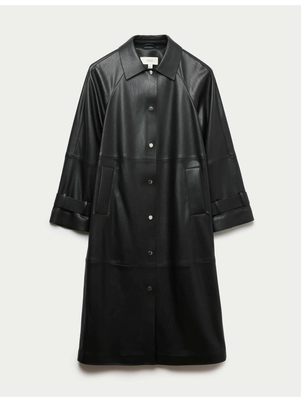 Marks & Spencer Dlhý kabát z umelej kože s golierom Marks & Spencer čierna