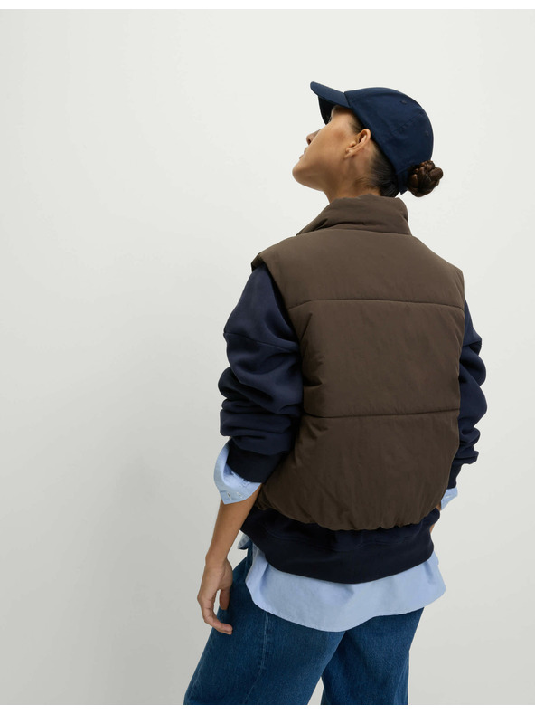 Marks & Spencer Krátka prešívaná vesta s technológiou Thermowarmth™ Marks & Spencer hnedá