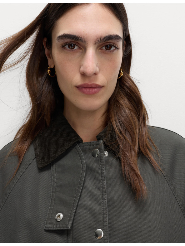 Marks & Spencer Praktický podlhovastý kabát s golierom a vysokým podielom bavlny Marks & Spencer sivá