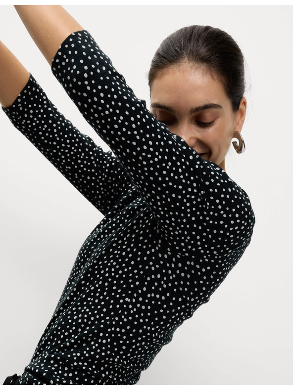 Marks & Spencer Top z čistej bavlny s lodičkovým výstrihom a potlačou, priliehavý strih Marks & Spencer čierna