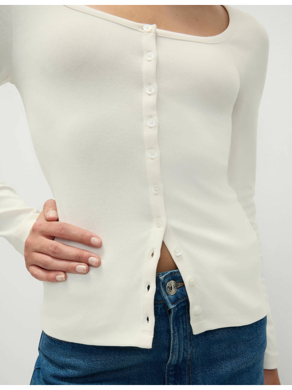 Marks & Spencer Top s oválnym výstrihom, rozopnutím a vysokým podielom bavlny Marks & Spencer smotanová