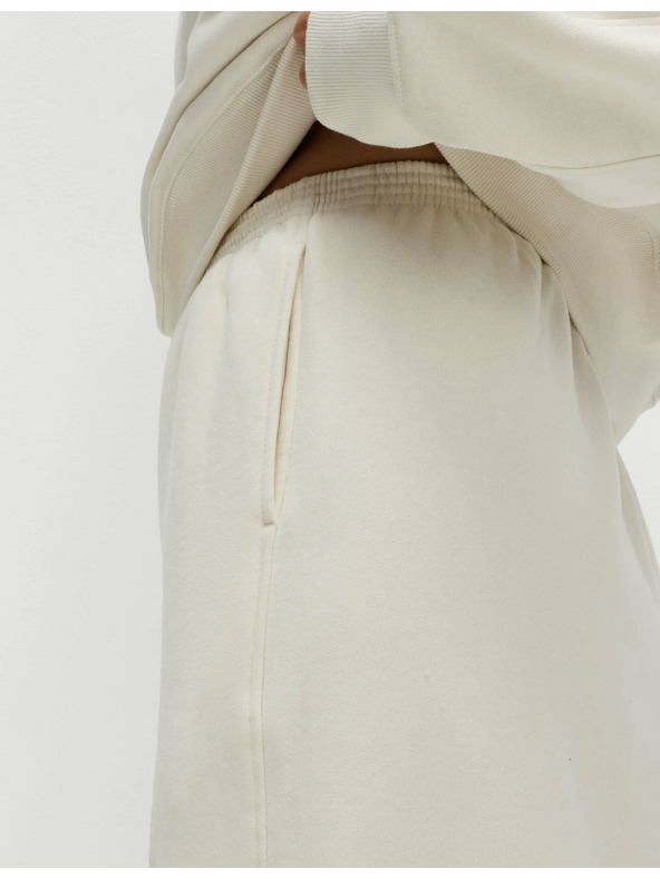 Marks & Spencer Voľné tepláky z čistej bavlny Marks & Spencer smotanová