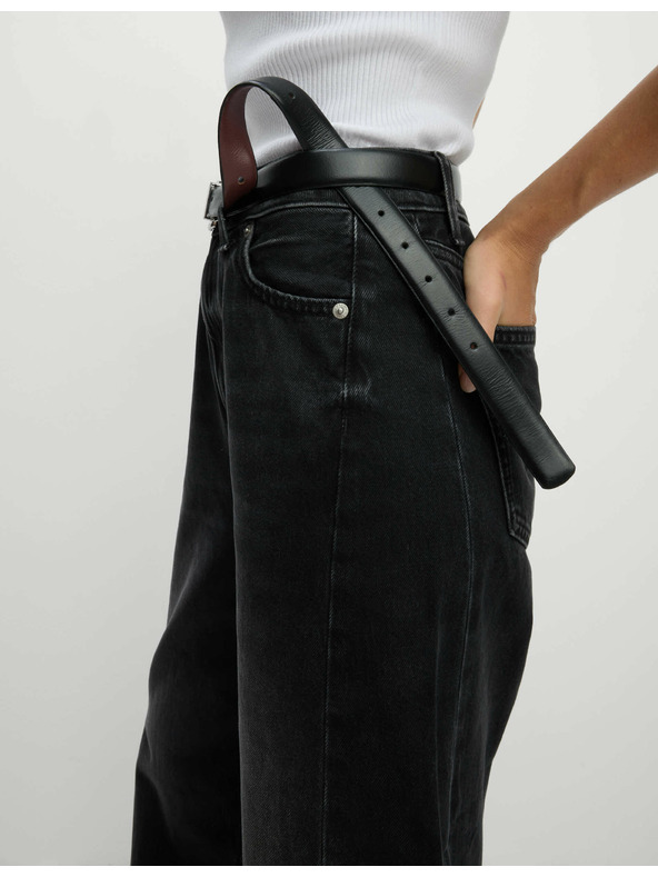 Marks & Spencer Rovné džínsy so stredne vysokým sedom Marks & Spencer čierna