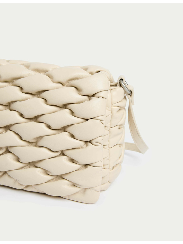 Marks & Spencer Kabelka cez rameno z umelej kože Marks & Spencer smotanová