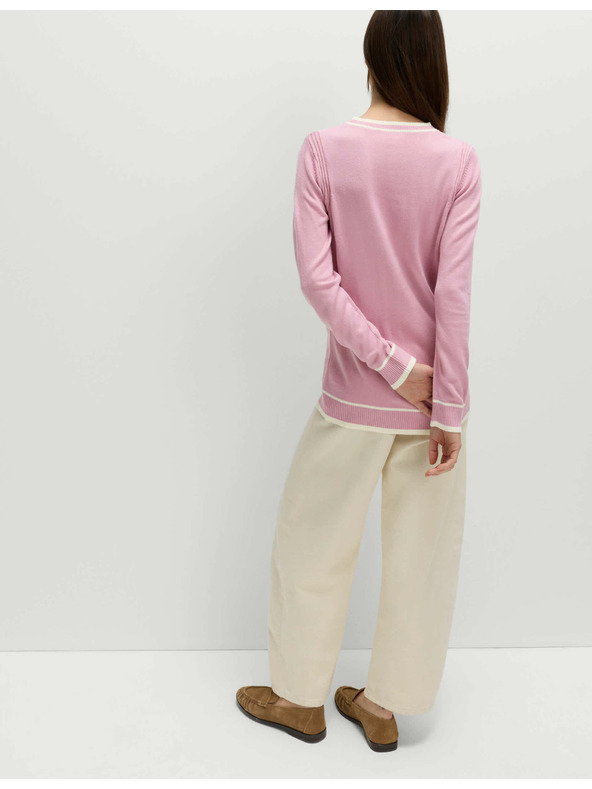 Marks & Spencer Mimoriadne mäkký sveter s výstrihom ku krku a kontrastnými lemami Marks & Spencer ružová