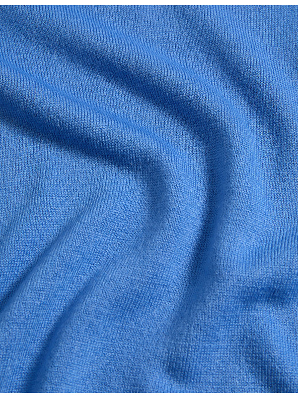 Marks & Spencer Mimoriadne mäkký sveter s výstrihom ku krku Marks & Spencer modrá