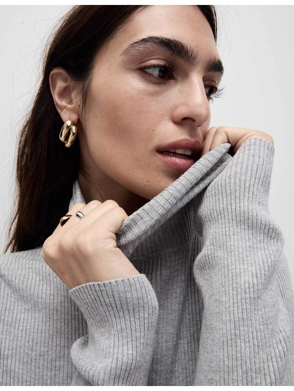 Marks & Spencer Rebrovaný sveter s rolákovým golierom Marks & Spencer sivá