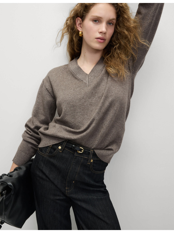 Marks & Spencer Sveter so výstrihom do V z kožušinovej priadze Marks & Spencer hnedá