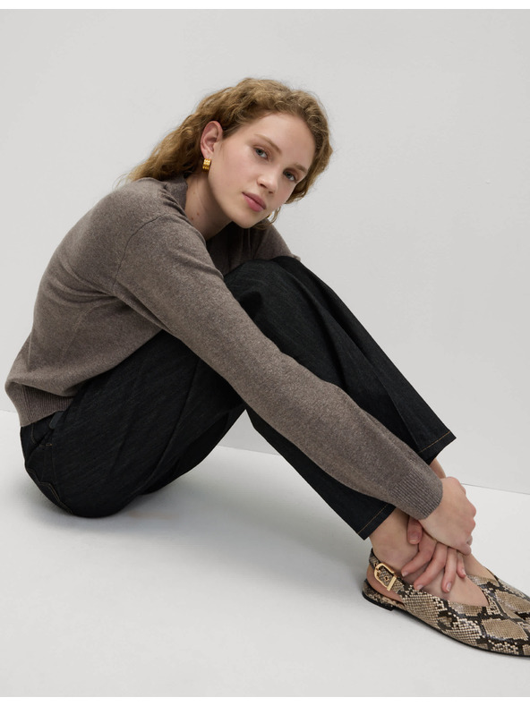 Marks & Spencer Sveter so výstrihom do V z kožušinovej priadze Marks & Spencer hnedá