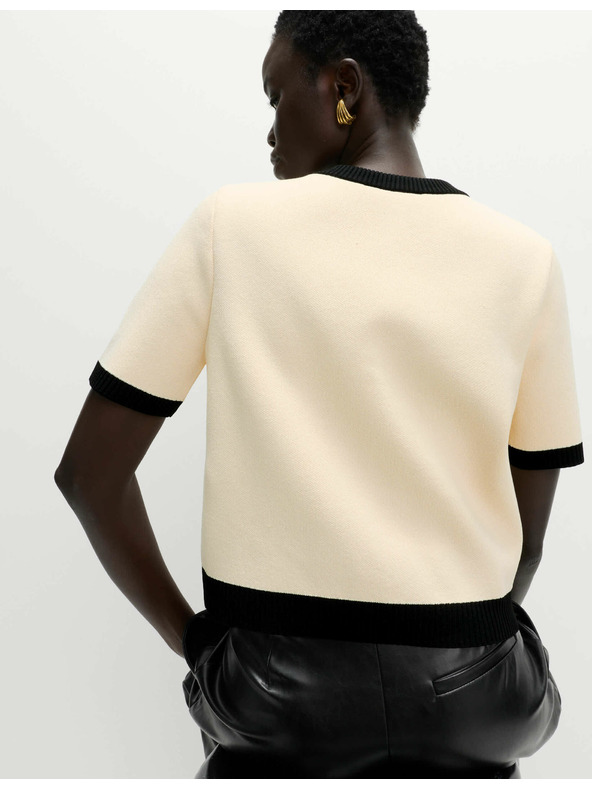 Marks & Spencer Skrátený kardigan s kontrastnými detailmi Marks & Spencer smotanová