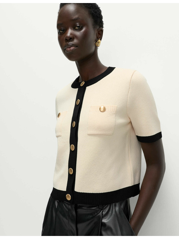 Marks & Spencer Skrátený kardigan s kontrastnými detailmi Marks & Spencer smotanová