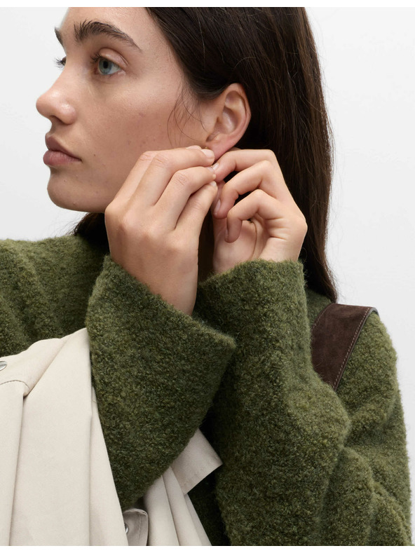 Marks & Spencer Kardigán z bukle, s gombíkmi na prednej strane a výstrihom do V, s obsahom vlny Marks & Spencer zelená