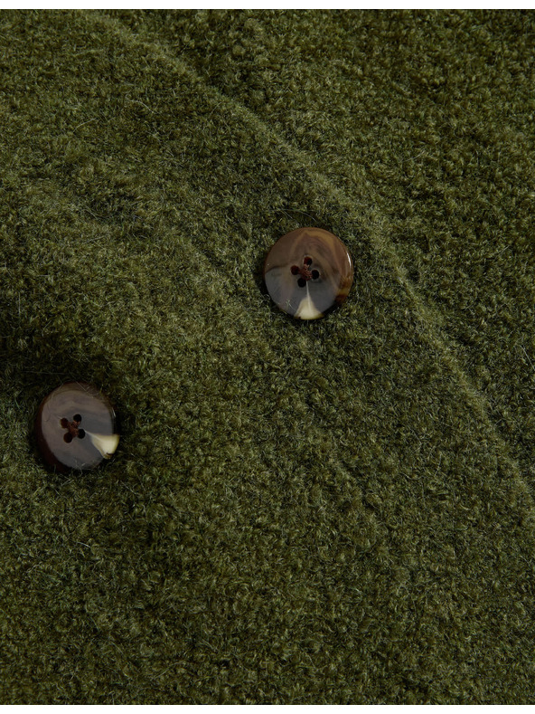 Marks & Spencer Kardigán z bukle, s gombíkmi na prednej strane a výstrihom do V, s obsahom vlny Marks & Spencer zelená