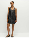Marks & Spencer Zdobené mini šaty s umelou kožou Marks & Spencer čierna