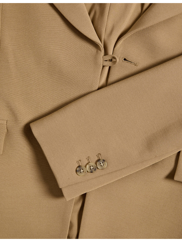 Marks & Spencer Priľnavý keprovitý blejzer so zúžením v páse Marks & Spencer hnedá