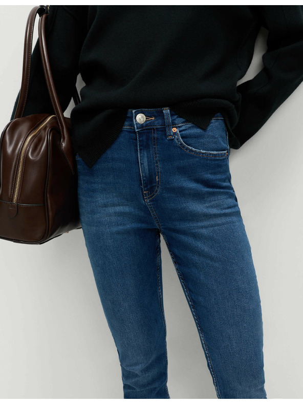 Marks & Spencer Tmavomodré dámske džínsy slim fit strihu Marks & Spencer