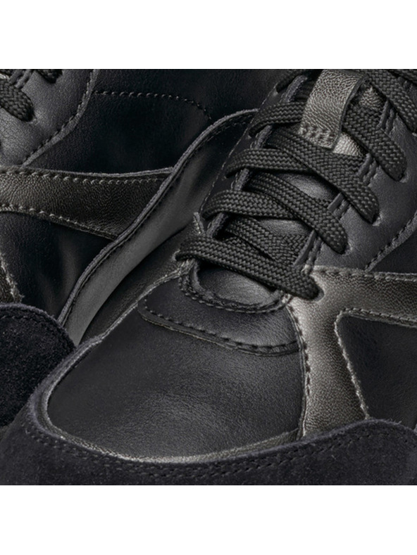 Geox Čierne dámske tenisky Geox Bulmya