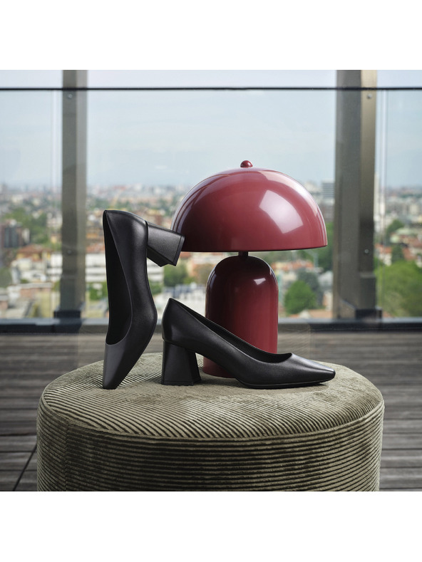 Geox Čierne dámske lodičky Geox Giselda