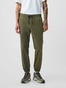 GAP Nohavice slim canvas joggers GapFlex GAP