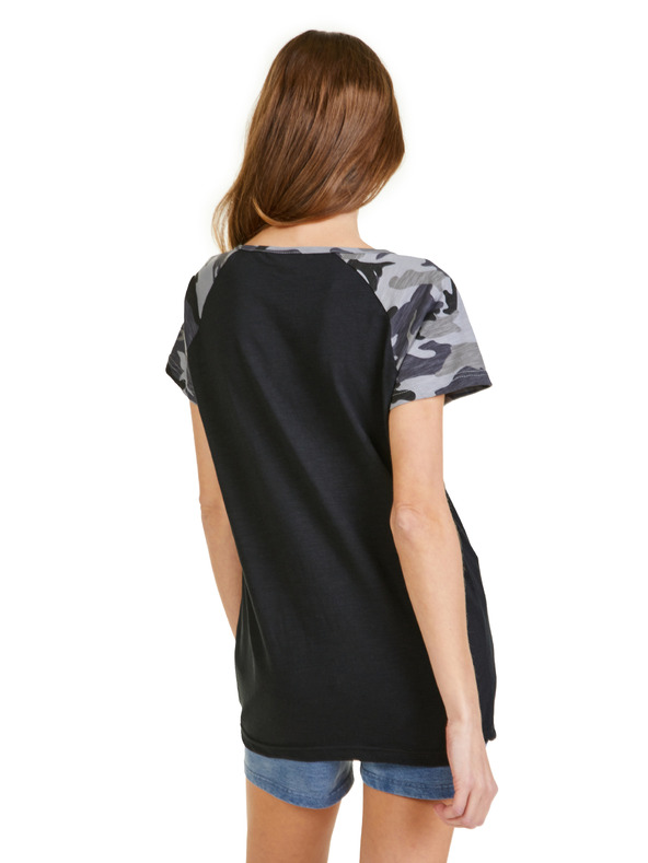 Sam 73 Čierne dámske vzorované tričko SAM 73 Rose