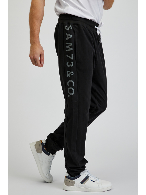 Sam 73 Čierne pánske tepláky s nápisom SAM73 Dio