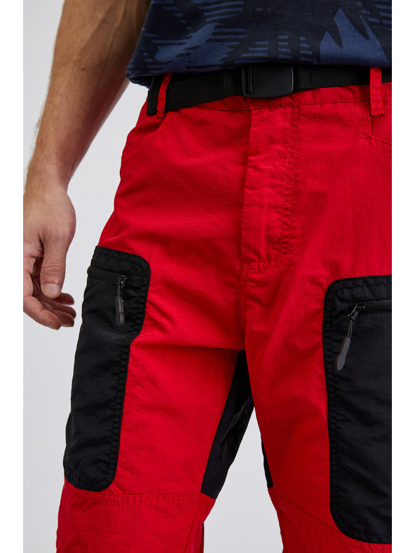 Sam 73 Čierno-červené pánske šortky SAM73 Andalusit