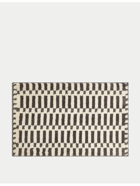 Marks & Spencer Rýchloschnúca bavlnená podložka do kúpeľa s geometrickým motívom Marks & Spencer sivá