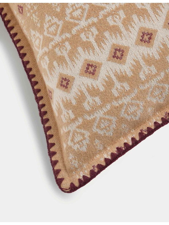 Marks & Spencer Vyšívaná prikrývka Sierra z čistej bavlny Marks & Spencer fialová