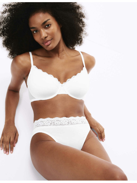 Marks & Spencer Bavlnené čipkované nohavičky s lycrou, 5 balení Marks & Spencer biele