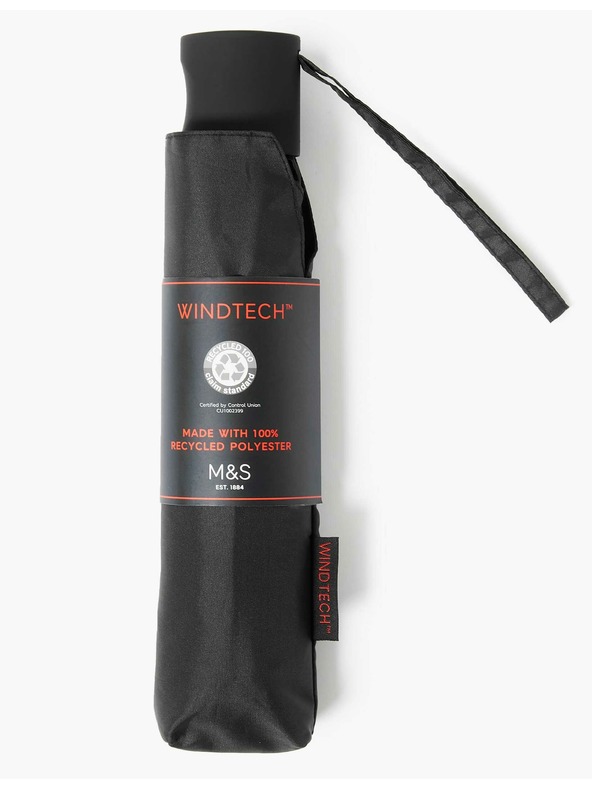 Marks & Spencer Dáždnik z recyklovaného polyesteru s Windtech™ Marks & Spencer čierny