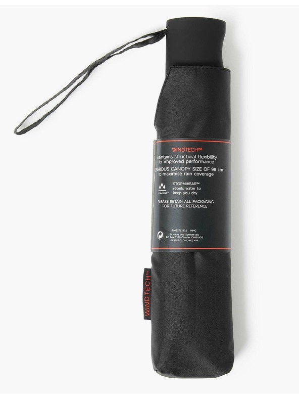 Marks & Spencer Dáždnik z recyklovaného polyesteru s Windtech™ Marks & Spencer čierny