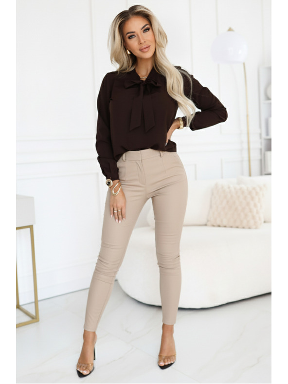 numoco Obchodná blúzka s dlhým rukávom a zaväzovaním vpredu - čokoládová