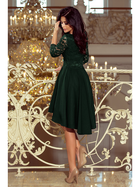 numoco NICOLLE - Exkluzívne šaty s čipkou - tmavozelené