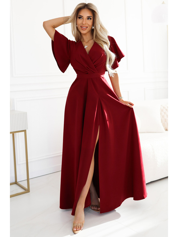 numoco JENNIFER dlhé šaty s rozparkom na nohaviciach, rukávom a výstrihom - vínovej farby
