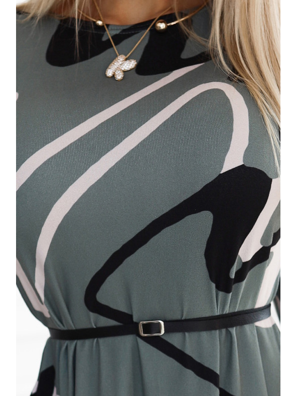 numoco Lichobežníkové sveterové šaty s pásom - olivové s čierno-béžovým vzorom