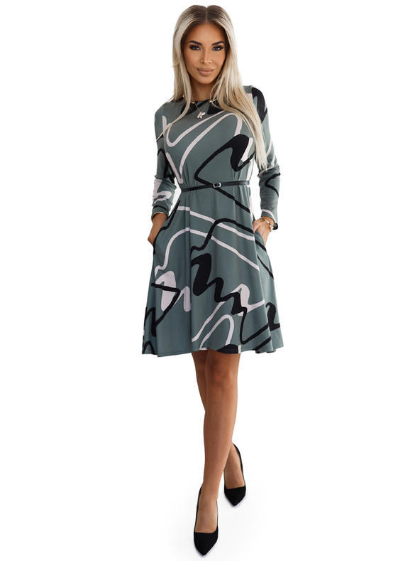 numoco Lichobežníkové sveterové šaty s pásom - olivové s čierno-béžovým vzorom