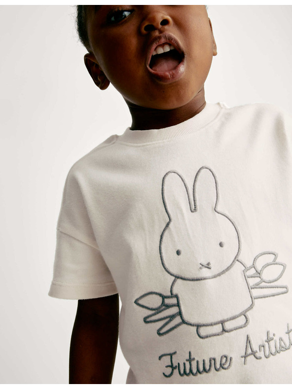 Marks & Spencer Tričko Miffy™ s vysokým podielom bavlny (1–8 rokov) Marks & Spencer smotanová