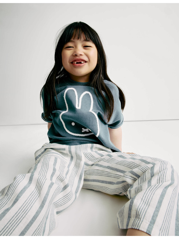 Marks & Spencer Tričko Miffy™ s vysokým podielom bavlny (1–8 rokov) Marks & Spencer sivá