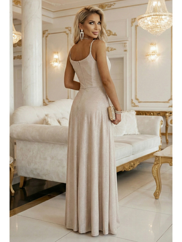 numoco CHIARA Maxi šaty so špagetovými ramienkami, zavinovacím výstrihom a rozparkom na nohavici - šampanské béžové so trblietkami
